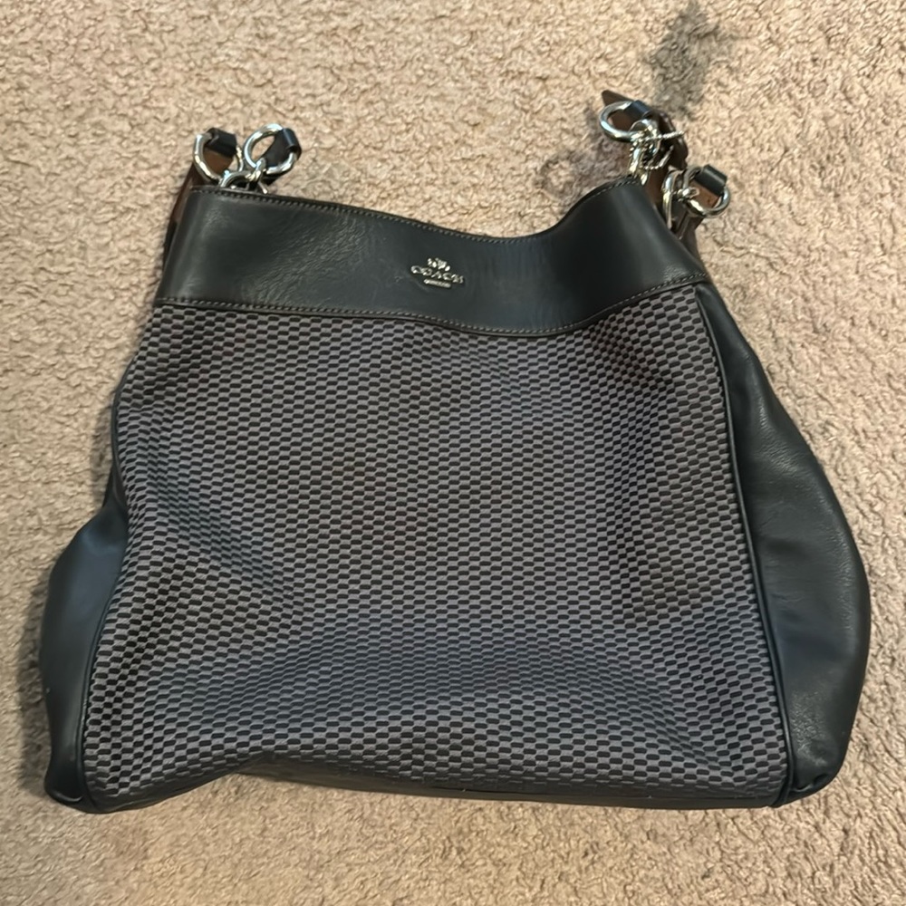 Coach purse / wallet